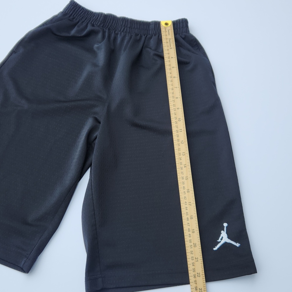 Jordan Boys Basketball Shorts Black – Size XL (13–15 yrs) - Picture 9 of 16